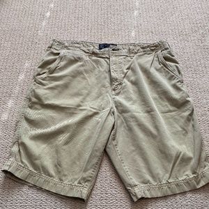 American Eagle Men’s Shorts 38
